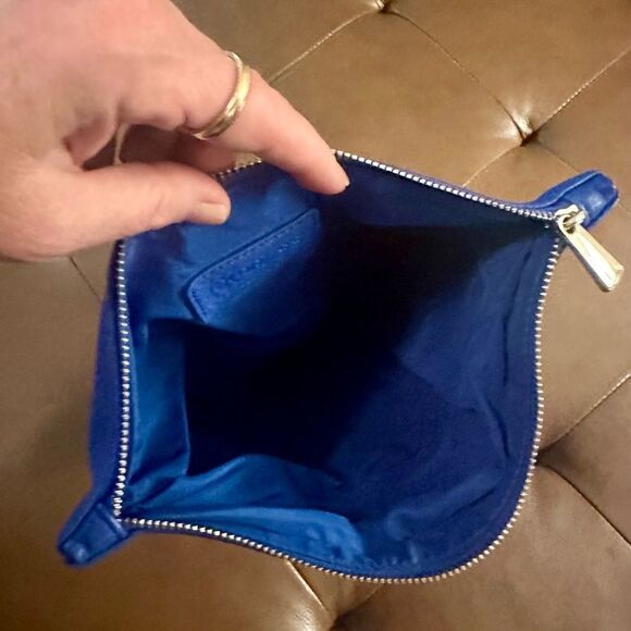 EXPRESS BLUE CHAIN PURSE SHOULDER BAG - Picture 3 of 6